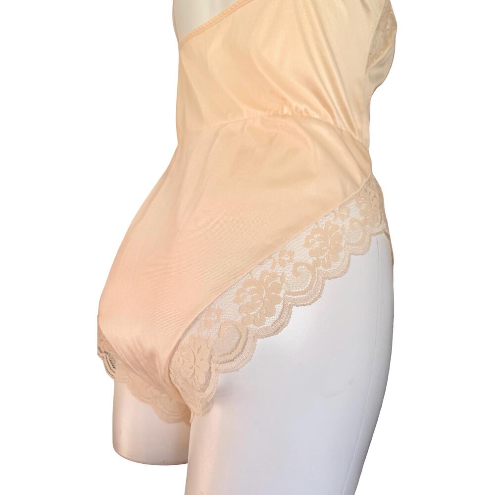 Vintage JCPenney Fantasia 80s Lace Nylon Teddy Rosebud Detail 34 - Picture 6 of 10